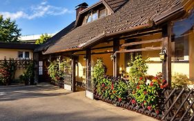 Crni Baron Pension Black Baron